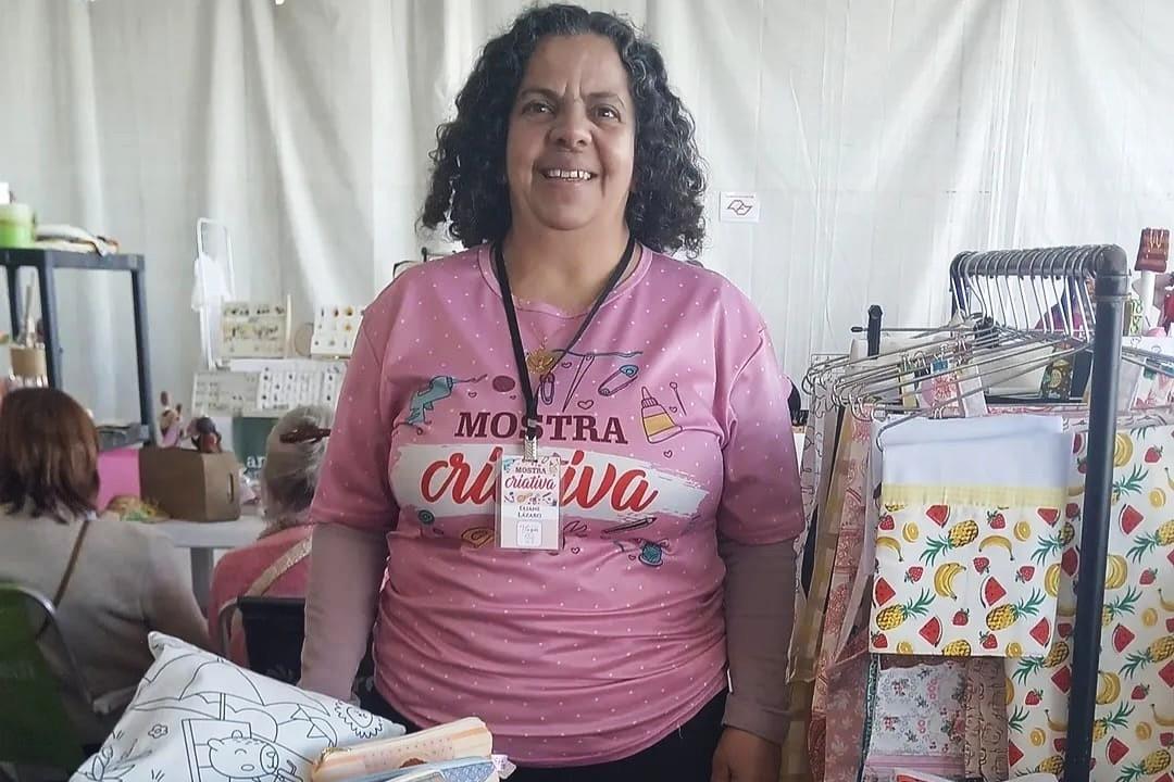 Artesã da Mostra Criativa - Crédito Daniele Marzano PMI